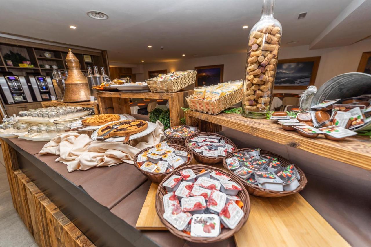 Hotel Petit Palais 브루일서비니아 외부 사진